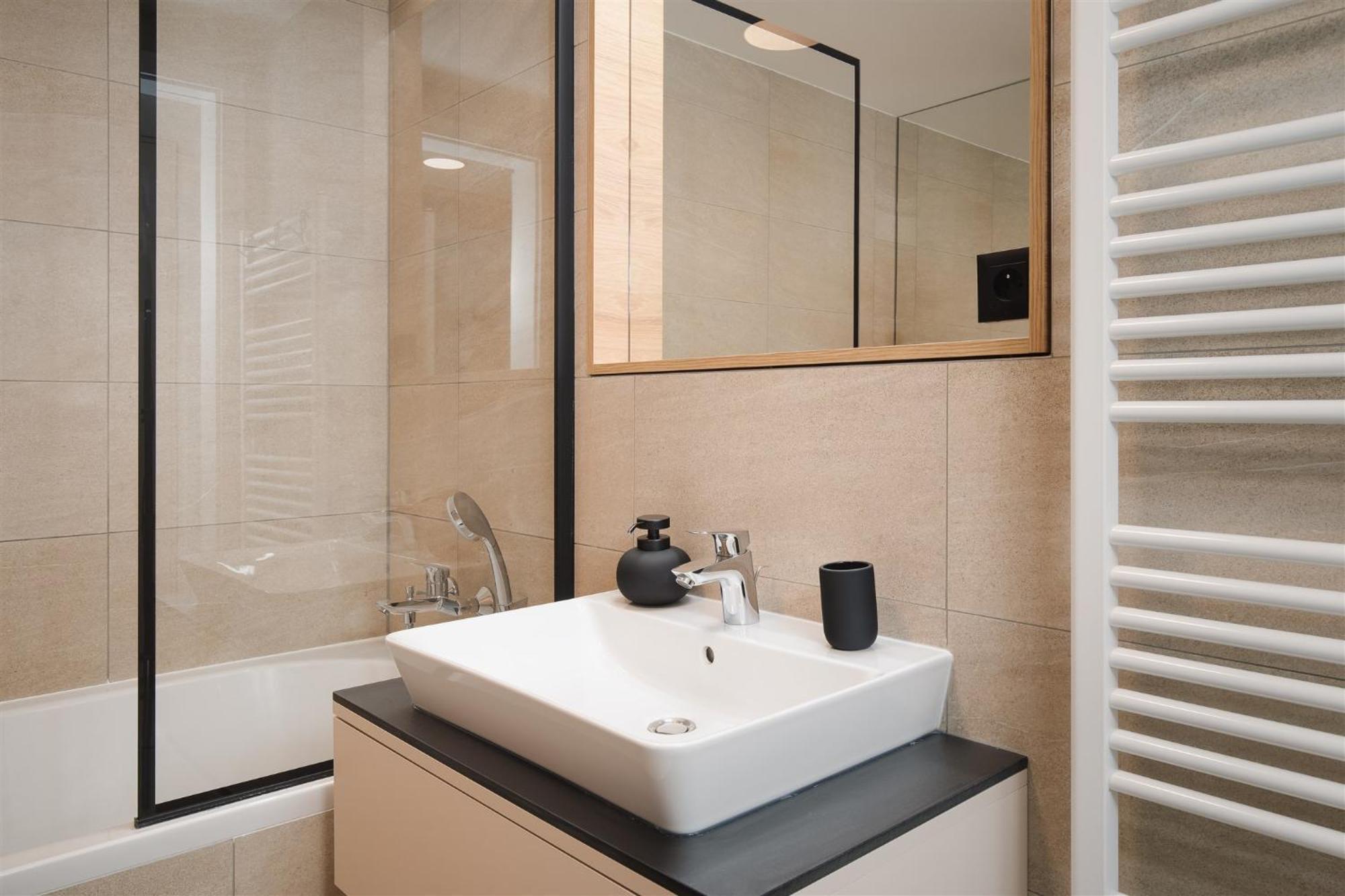 Good Vibe Near Metro - Garage, Air-conditioning, Vinyl Player Apartmán Prague